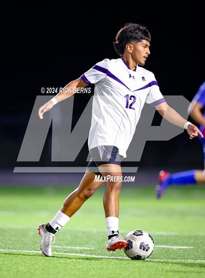 Thumbnail 1 in Grand Oaks vs Willis photogallery.