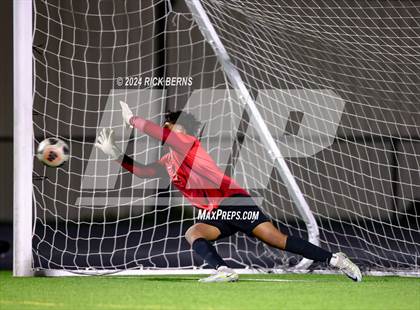 Thumbnail 3 in Grand Oaks vs Willis photogallery.
