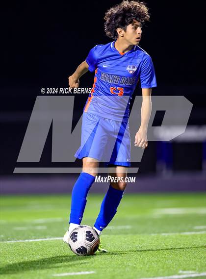 Thumbnail 2 in Grand Oaks vs Willis photogallery.
