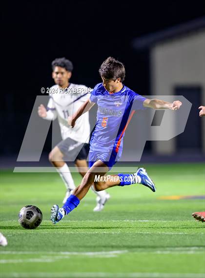Thumbnail 2 in Grand Oaks vs Willis photogallery.