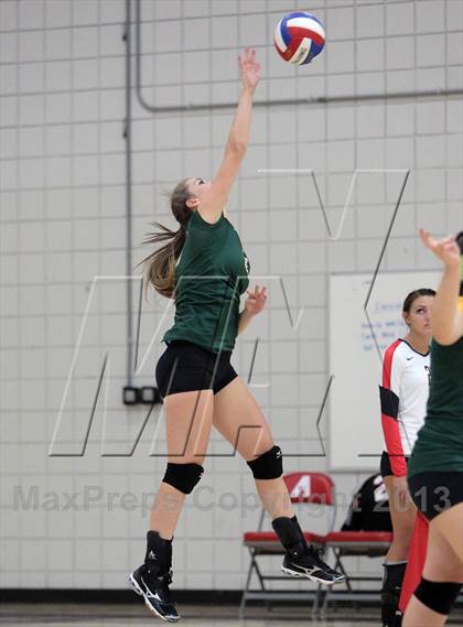 Thumbnail 3 in Seton-LaSalle vs Avonworth photogallery.
