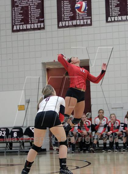 Thumbnail 1 in Seton-LaSalle vs Avonworth photogallery.