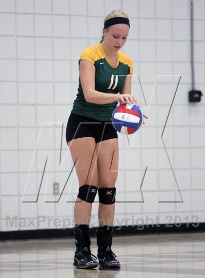 Thumbnail 3 in Seton-LaSalle vs Avonworth photogallery.