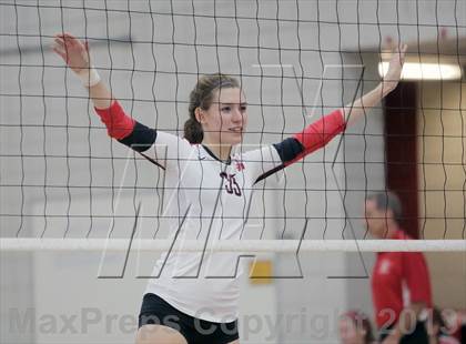 Thumbnail 3 in Seton-LaSalle vs Avonworth photogallery.