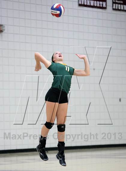 Thumbnail 1 in Seton-LaSalle vs Avonworth photogallery.