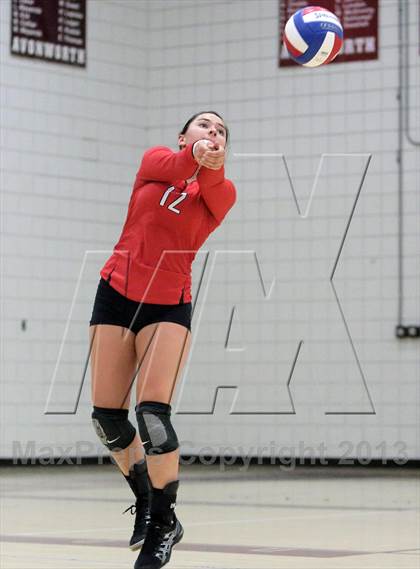 Thumbnail 2 in Seton-LaSalle vs Avonworth photogallery.