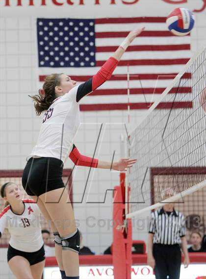 Thumbnail 1 in Seton-LaSalle vs Avonworth photogallery.