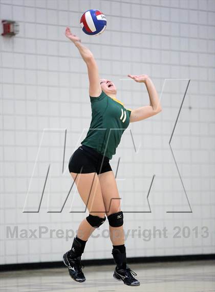 Thumbnail 1 in Seton-LaSalle vs Avonworth photogallery.