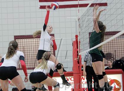 Thumbnail 3 in Seton-LaSalle vs Avonworth photogallery.