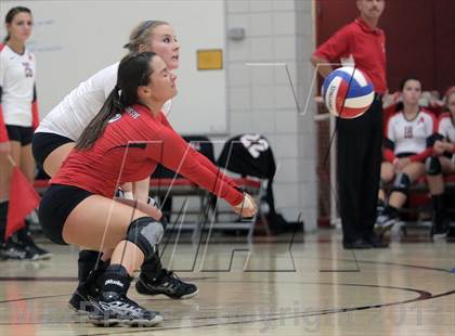 Thumbnail 1 in Seton-LaSalle vs Avonworth photogallery.