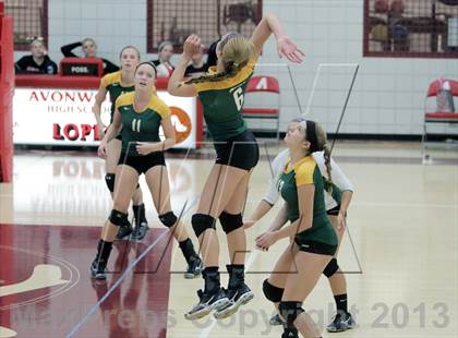 Thumbnail 3 in Seton-LaSalle vs Avonworth photogallery.