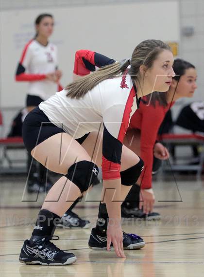 Thumbnail 2 in Seton-LaSalle vs Avonworth photogallery.