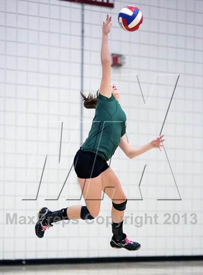 Thumbnail 3 in Seton-LaSalle vs Avonworth photogallery.