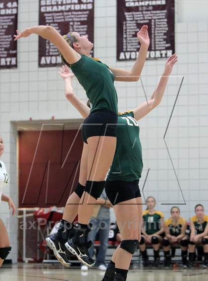 Thumbnail 2 in Seton-LaSalle vs Avonworth photogallery.