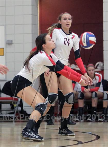 Thumbnail 3 in Seton-LaSalle vs Avonworth photogallery.