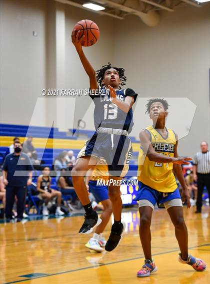 Thumbnail 1 in Klein Collins @ Klein (B Teams) photogallery.