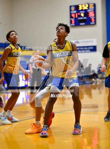 Thumbnail 2 in Klein Collins @ Klein (B Teams) photogallery.