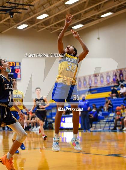 Thumbnail 2 in Klein Collins @ Klein (B Teams) photogallery.
