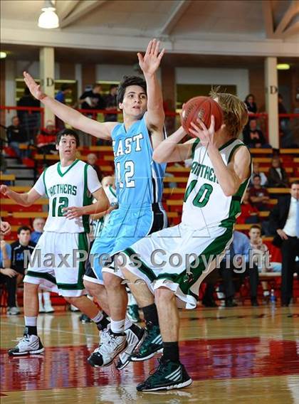 Thumbnail 1 in Derby vs. East photogallery.