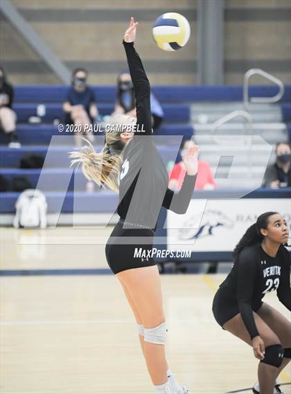 Thumbnail 3 in Veritas Prep @ Rancho Solano Prep photogallery.