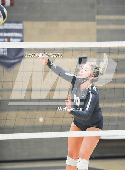 Thumbnail 3 in Veritas Prep @ Rancho Solano Prep photogallery.