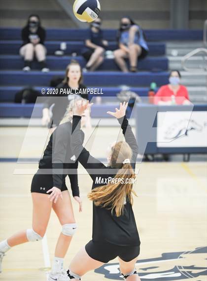 Thumbnail 2 in Veritas Prep @ Rancho Solano Prep photogallery.