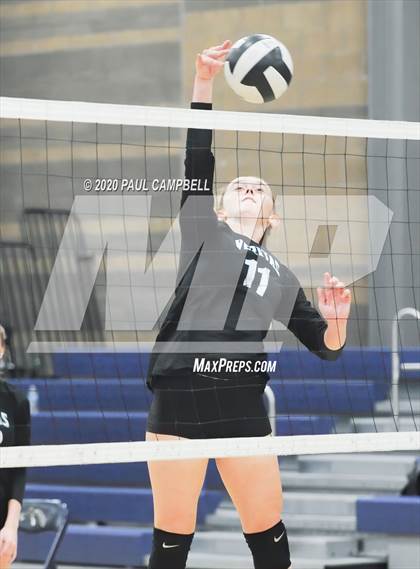 Thumbnail 3 in Veritas Prep @ Rancho Solano Prep photogallery.