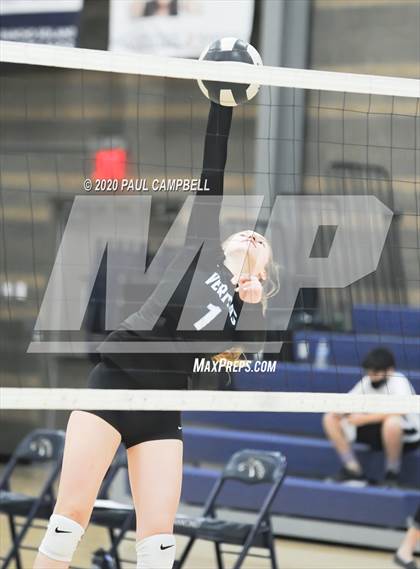 Thumbnail 1 in Veritas Prep @ Rancho Solano Prep photogallery.