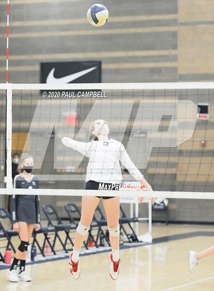 Thumbnail 3 in Veritas Prep @ Rancho Solano Prep photogallery.