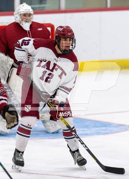 Thumbnail 1 in Taft School vs Tabor Academy (St. Paul's Thanksgiving Jamboree - Scrimmage) photogallery.