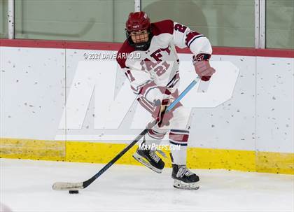 Thumbnail 1 in Taft School vs Tabor Academy (St. Paul's Thanksgiving Jamboree - Scrimmage) photogallery.