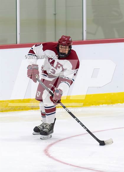 Thumbnail 3 in Taft School vs Tabor Academy (St. Paul's Thanksgiving Jamboree - Scrimmage) photogallery.