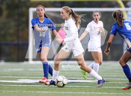 Thumbnail 3 in Webster Schroeder vs. Victor (Section 5 Class AA Semifinal) photogallery.