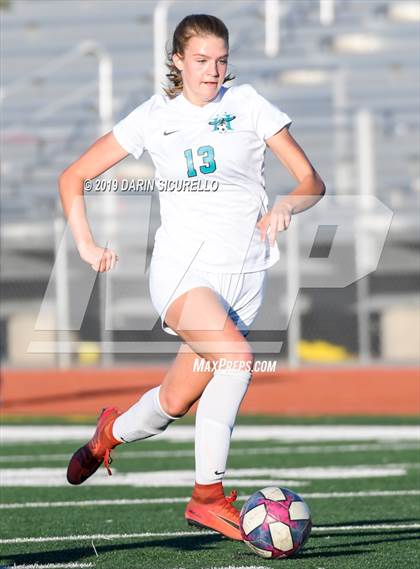 Thumbnail 1 in Pinnacle vs. Highland (Coyote Classic Tournament) photogallery.