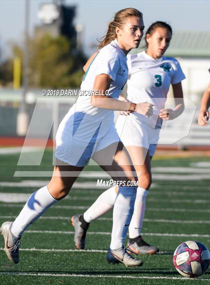 Thumbnail 3 in Pinnacle vs. Highland (Coyote Classic Tournament) photogallery.
