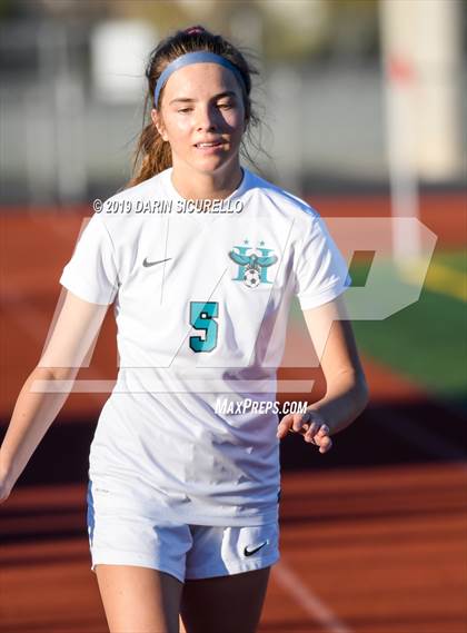Thumbnail 2 in Pinnacle vs. Highland (Coyote Classic Tournament) photogallery.