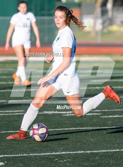 Thumbnail 2 in Pinnacle vs. Highland (Coyote Classic Tournament) photogallery.