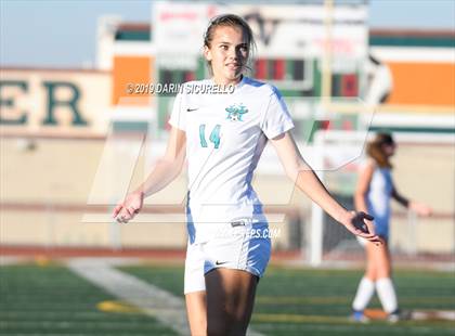 Thumbnail 1 in Pinnacle vs. Highland (Coyote Classic Tournament) photogallery.