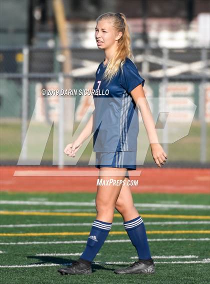 Thumbnail 3 in Pinnacle vs. Highland (Coyote Classic Tournament) photogallery.