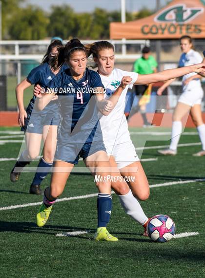 Thumbnail 2 in Pinnacle vs. Highland (Coyote Classic Tournament) photogallery.