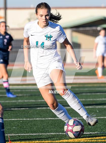 Thumbnail 2 in Pinnacle vs. Highland (Coyote Classic Tournament) photogallery.