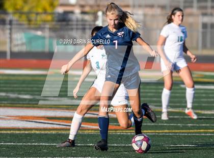 Thumbnail 3 in Pinnacle vs. Highland (Coyote Classic Tournament) photogallery.