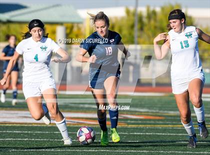 Thumbnail 1 in Pinnacle vs. Highland (Coyote Classic Tournament) photogallery.
