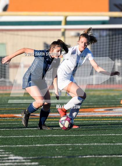 Thumbnail 1 in Pinnacle vs. Highland (Coyote Classic Tournament) photogallery.