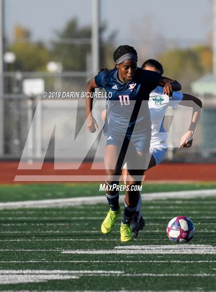 Thumbnail 2 in Pinnacle vs. Highland (Coyote Classic Tournament) photogallery.