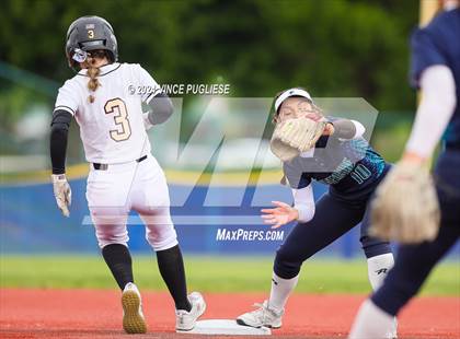 Thumbnail 3 in Auburn Riverside @ University (WIAA 3A State Championships Semi-Final) photogallery.