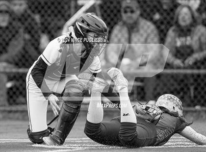Thumbnail 1 in Auburn Riverside @ University (WIAA 3A State Championships Semi-Final) photogallery.