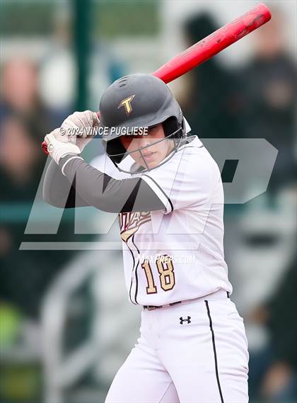 Thumbnail 2 in Auburn Riverside @ University (WIAA 3A State Championships Semi-Final) photogallery.