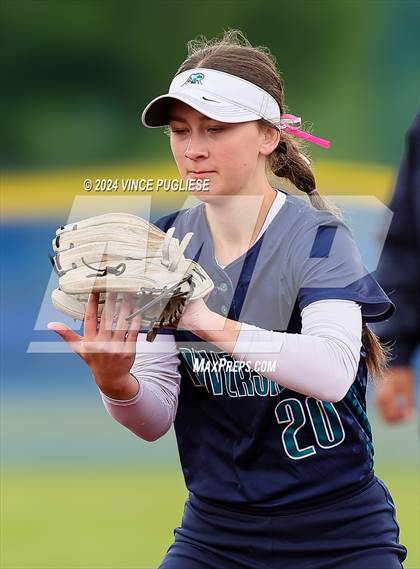 Thumbnail 1 in Auburn Riverside @ University (WIAA 3A State Championships Semi-Final) photogallery.