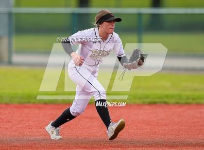 Thumbnail 2 in Auburn Riverside @ University (WIAA 3A State Championships Semi-Final) photogallery.